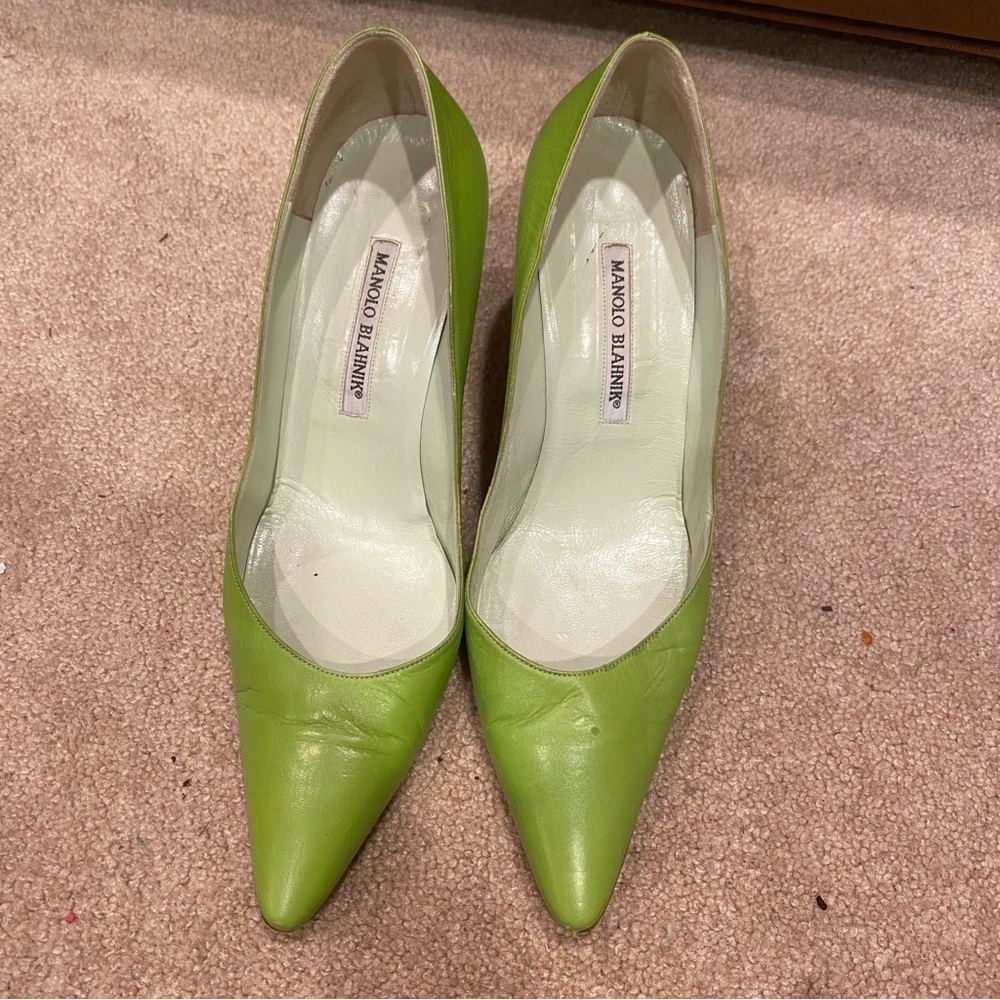 Vintage Manolo Blahnik Bright Lime Green Leather Kitten Heels Pumps Sz 40 US 10